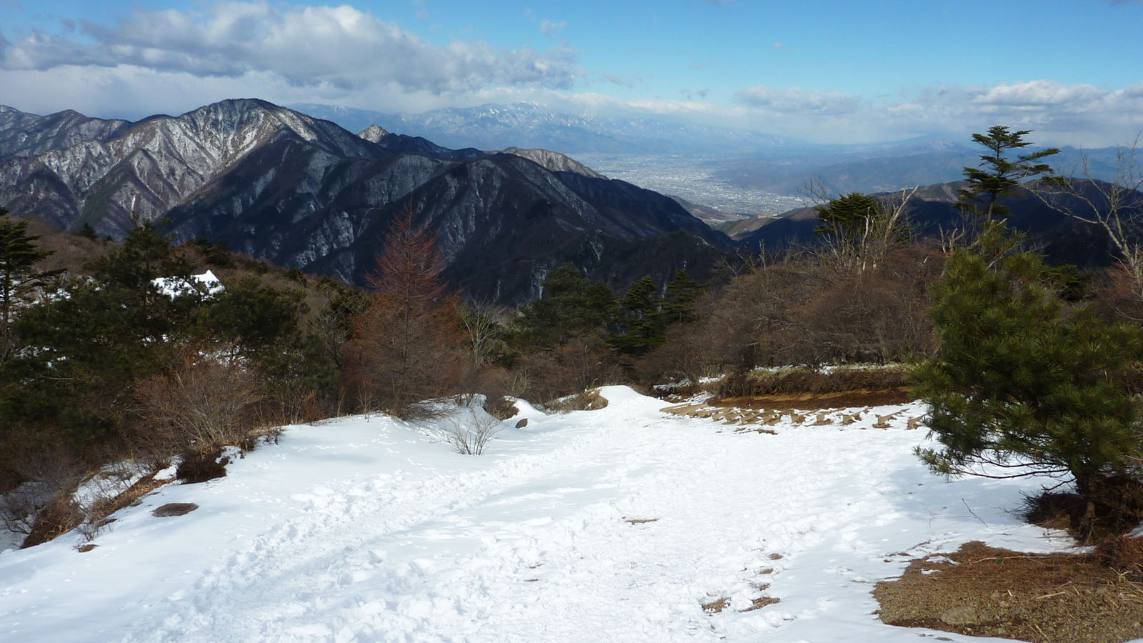 山梨百名山・三ツ峠山